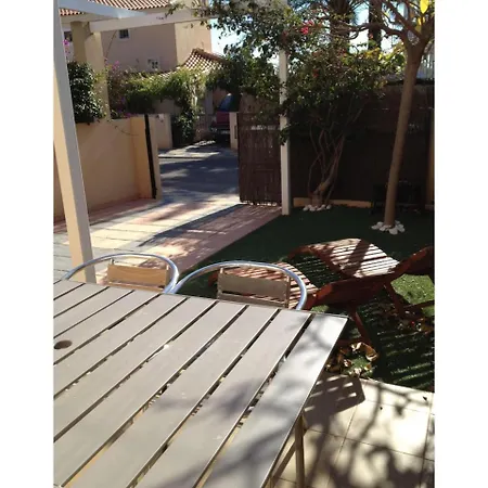 Casa Vacacional Con Patio Y Piscina R78 By Novadesta Vakantiehuis